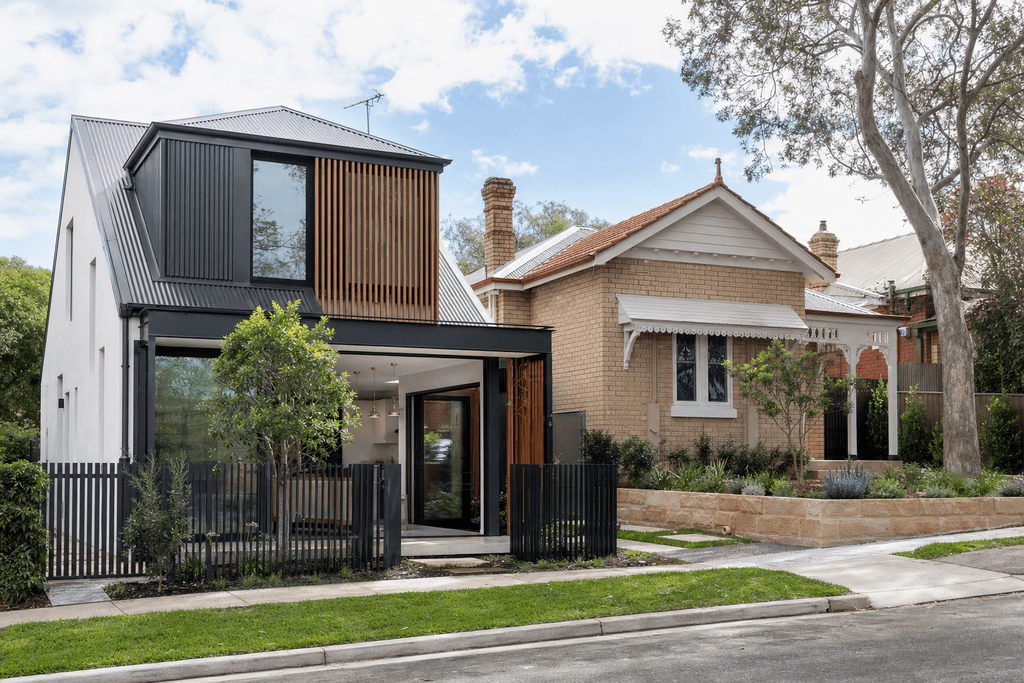 Compare Sydney Home Renovation Companies by Projects and Credentials